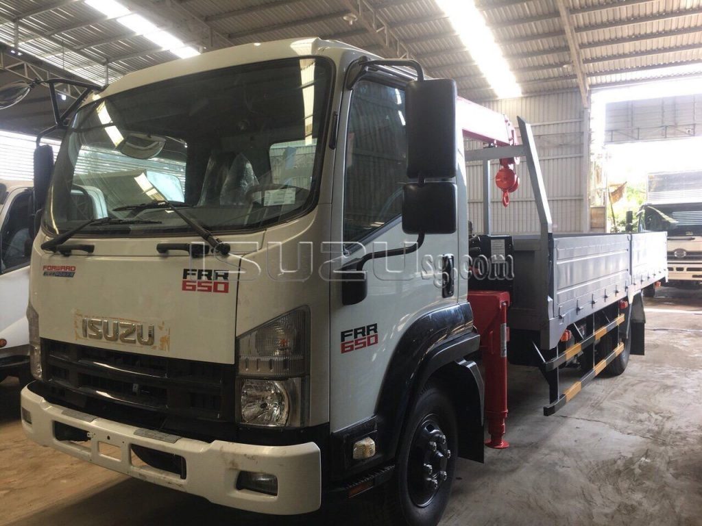 xe-cau-isuzu-5T-thung-dai-6m2-isuzusg (1)