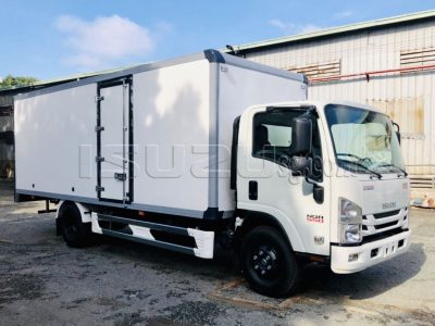 isuzu-thung-kin-composite-dai-6m2-isuzu-nqr550-thung-dai-6m (8) isuzu-thung-kin-composite-dai-6m2-isuzu-nqr550-thung-dai-6m (8)
