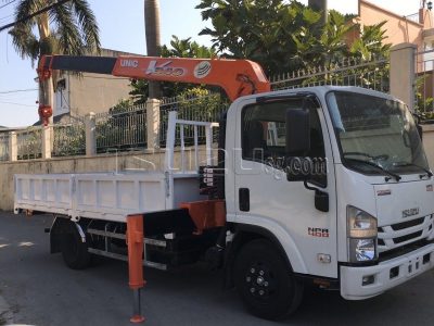 xe-cau-isuzu-npr400-gan-cau-unic343-vao-thanh-pho-xe-cau-vao-thanh-pho (1) Xe Cẩu ISUZU NPR400 Tải Trọng 2T4 Vào Thành Phố